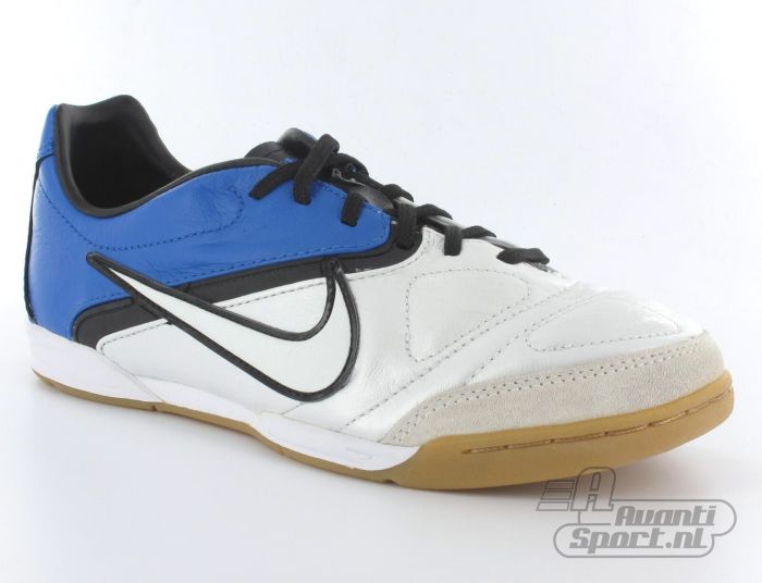 Nike - Junior Control360 Libretto 2 IC - Nike Indoorschoenen |  Avantisport.nl